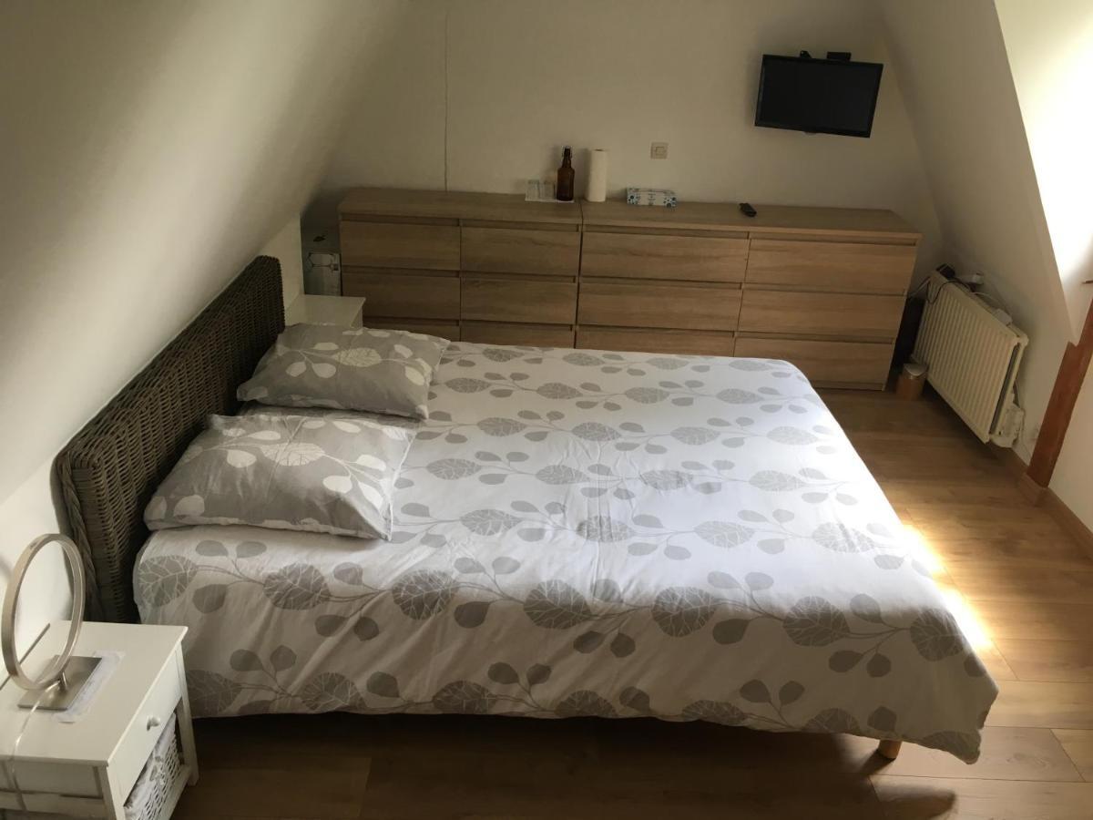 Charmante Chambre Privee Dans Veritable Maison Normande - Check In Tardif Ou Late Ok Sainte-Croix-sur-Aizier Екстериор снимка